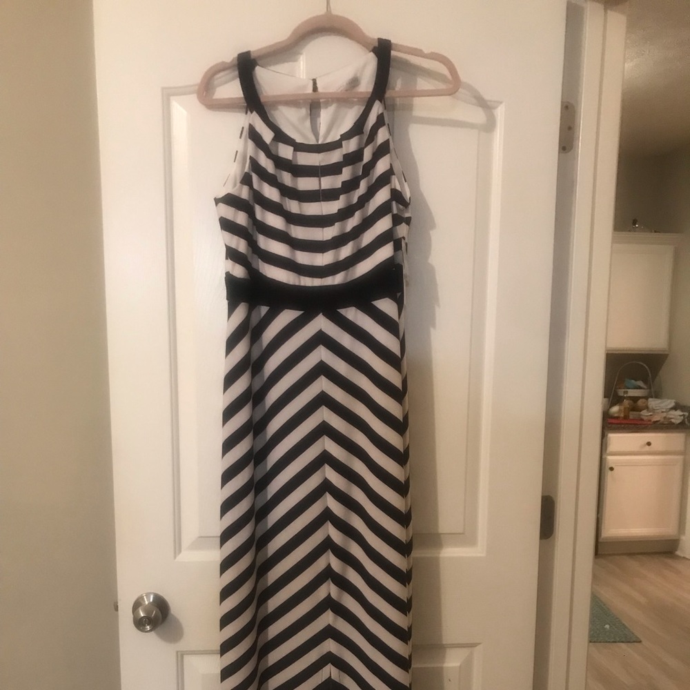 Sandra Darren size 12 dress